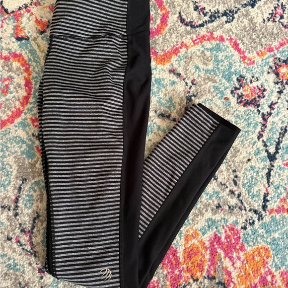 MPG Pants - MPG Black and Gray Striped Leggings
